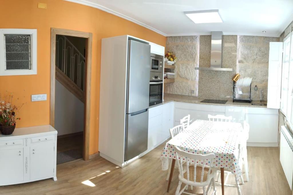 Casa Carmina: Casa Para Pequenos Grupos En El Corazon De Galicia O Irixo Экстерьер фото